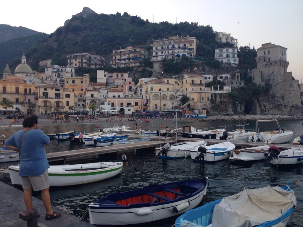 Casa Vacanze Nonna Raffa Amalfi Bagian luar foto